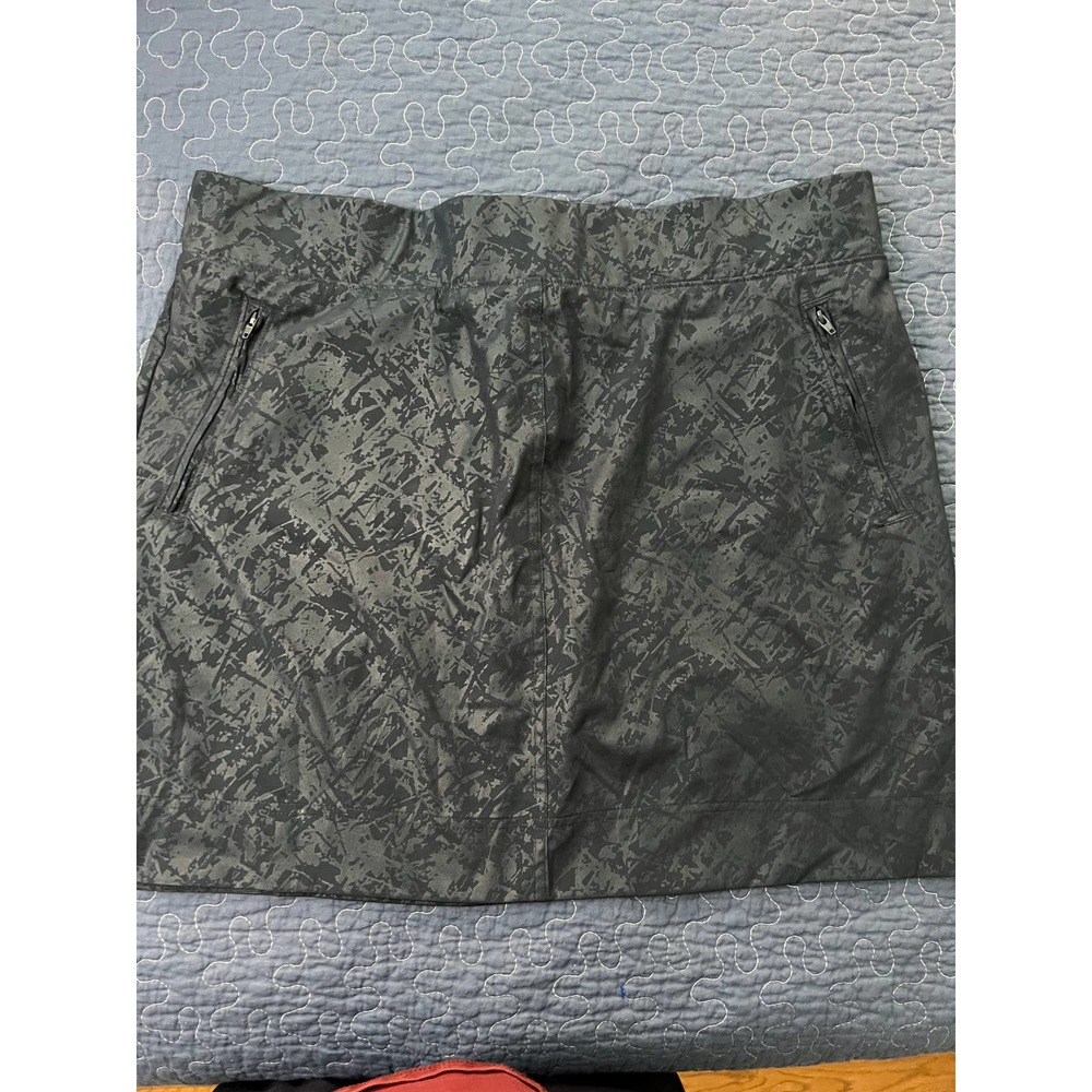 Orvis Black Skort with Subtle Print Size XL EUC